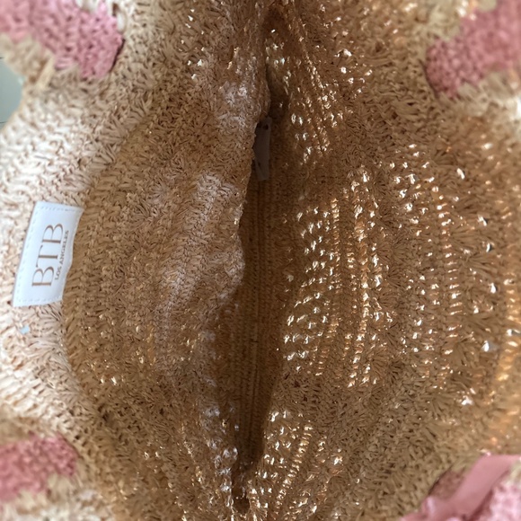 BTB Los Angeles Chapeu Tote In Pink NWT - Picture 3 of 4